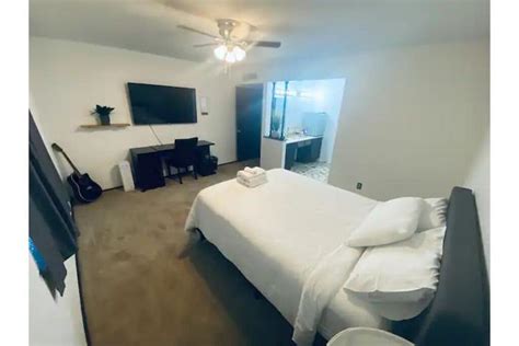 Pet Friendly Hotels in Humble, TX .